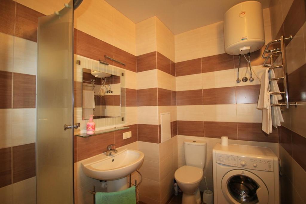 Panoramic View Lux Apartment On Metro Osokorky Kiev Exterior photo